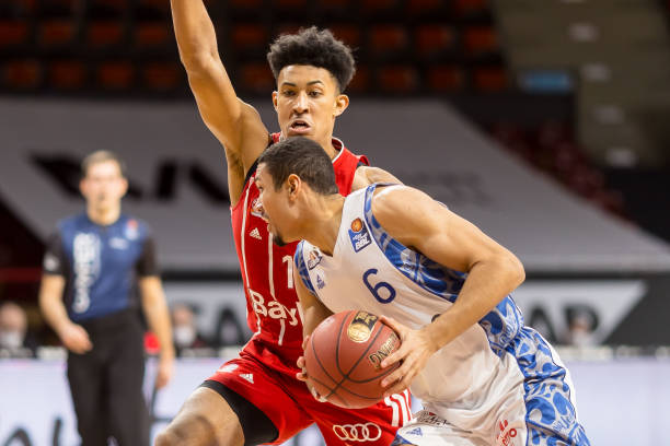 从而让他在 从而让他在